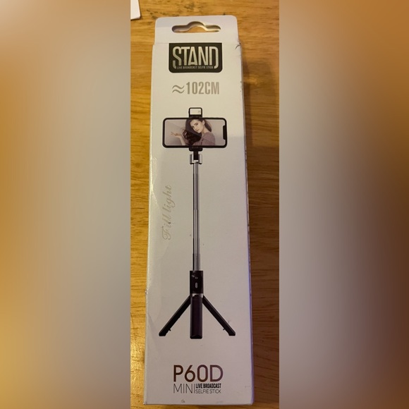 Newest Selfie Stick for iPhone with LED Light Wireless Bluetooth Tripod Selfie S - Picture 7 of 7